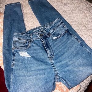 American Eagle Outfitters Women's Light Blue Mom Jeans